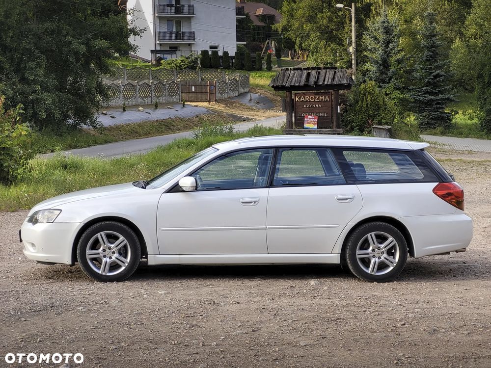 Subaru Legacy SW 2.5i AT - 8