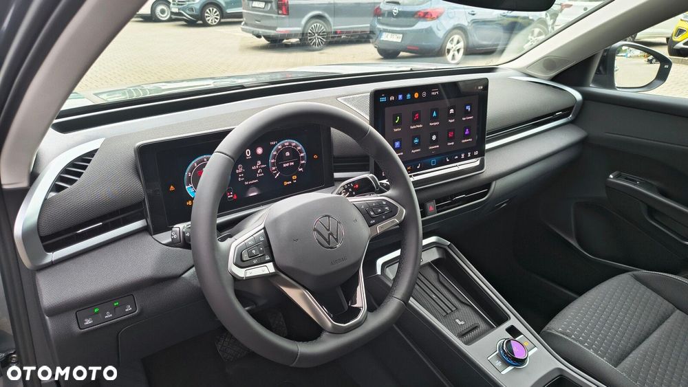 Volkswagen T-Roc - 12