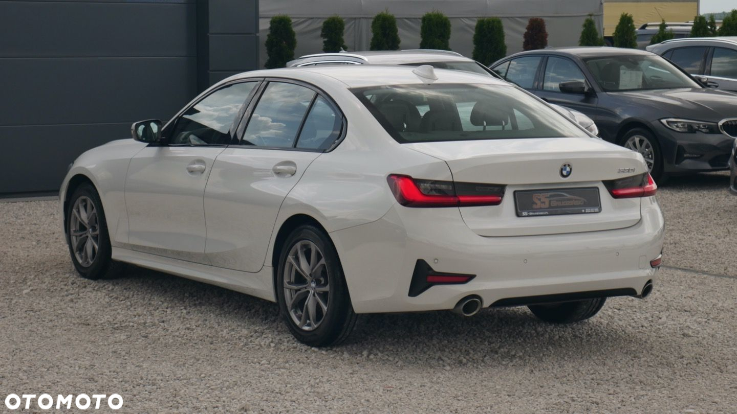 BMW Seria 3 - 8