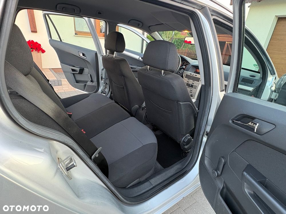 Opel Astra 1.4 Caravan Enjoy - 20