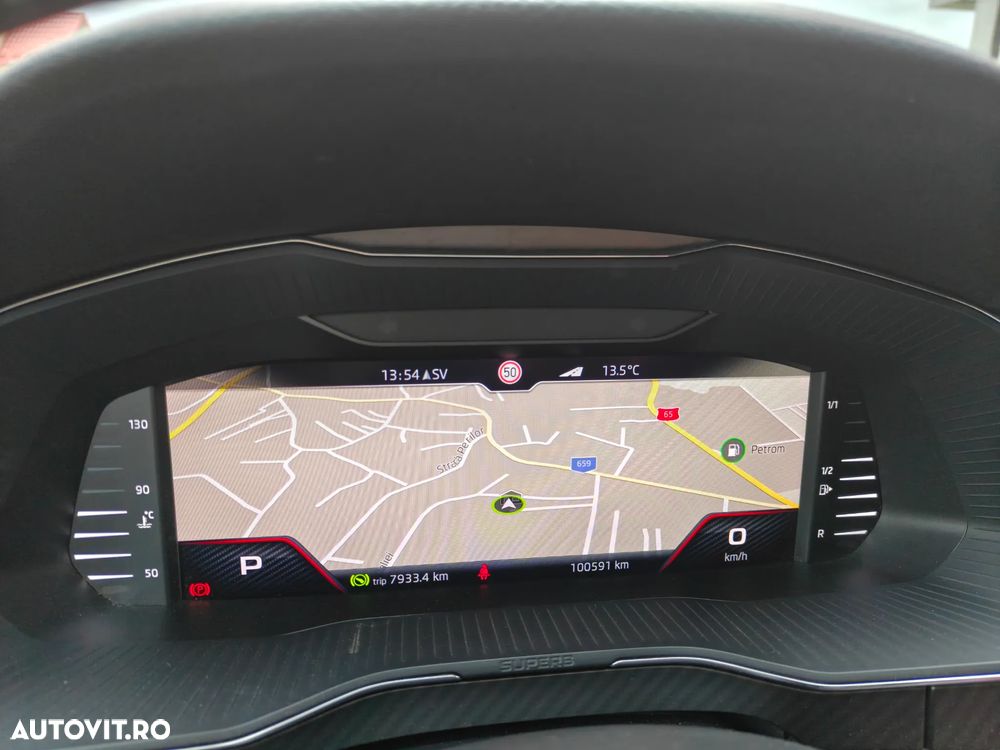 Skoda Superb 2.0 TSI 4X4 DSG Sportline - 12