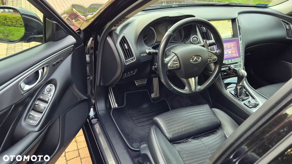 Infiniti Q50 2.2d Sport Sound Studio by Bose - 10