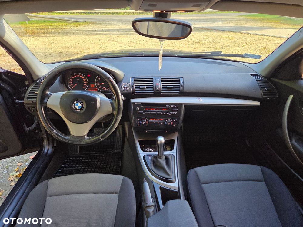 BMW Seria 1 118i - 10
