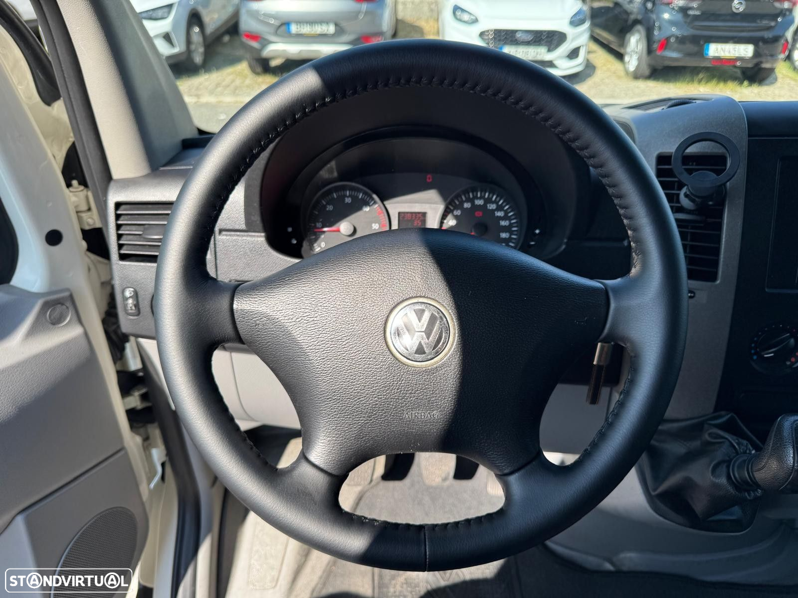 VW Crafter 30 2.5 TDi 136 CD Média - 17