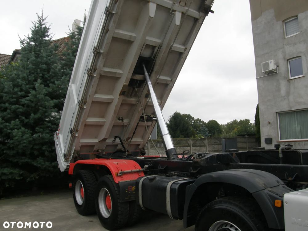 MAN TGS 35.480 8x6 2016 BORDMATIC 260000km manual z Niemiec - 32