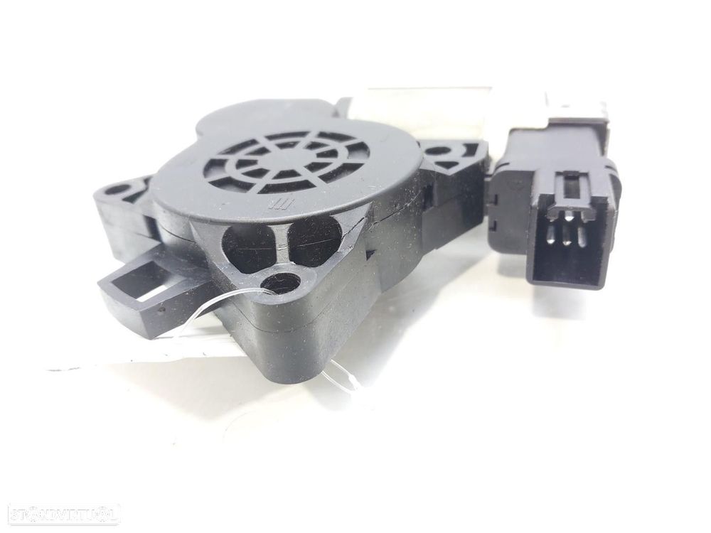 MOTOR ELEVADOR DE VIDRO FRONTAL DIREITO MAZDA 3 2005 - 4