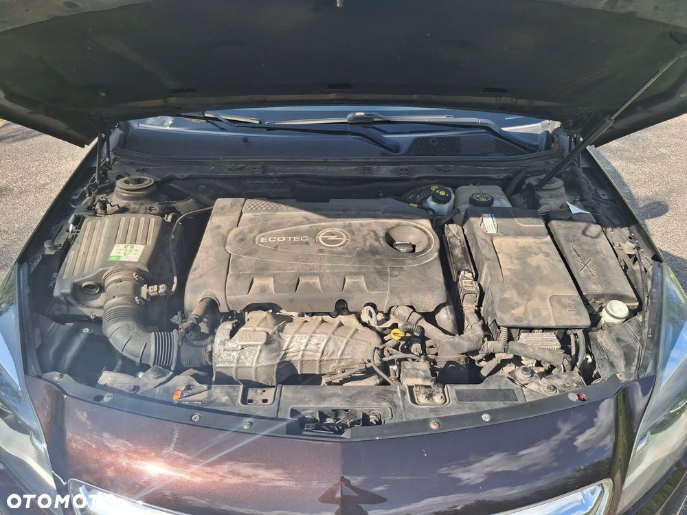 Opel Insignia - 18