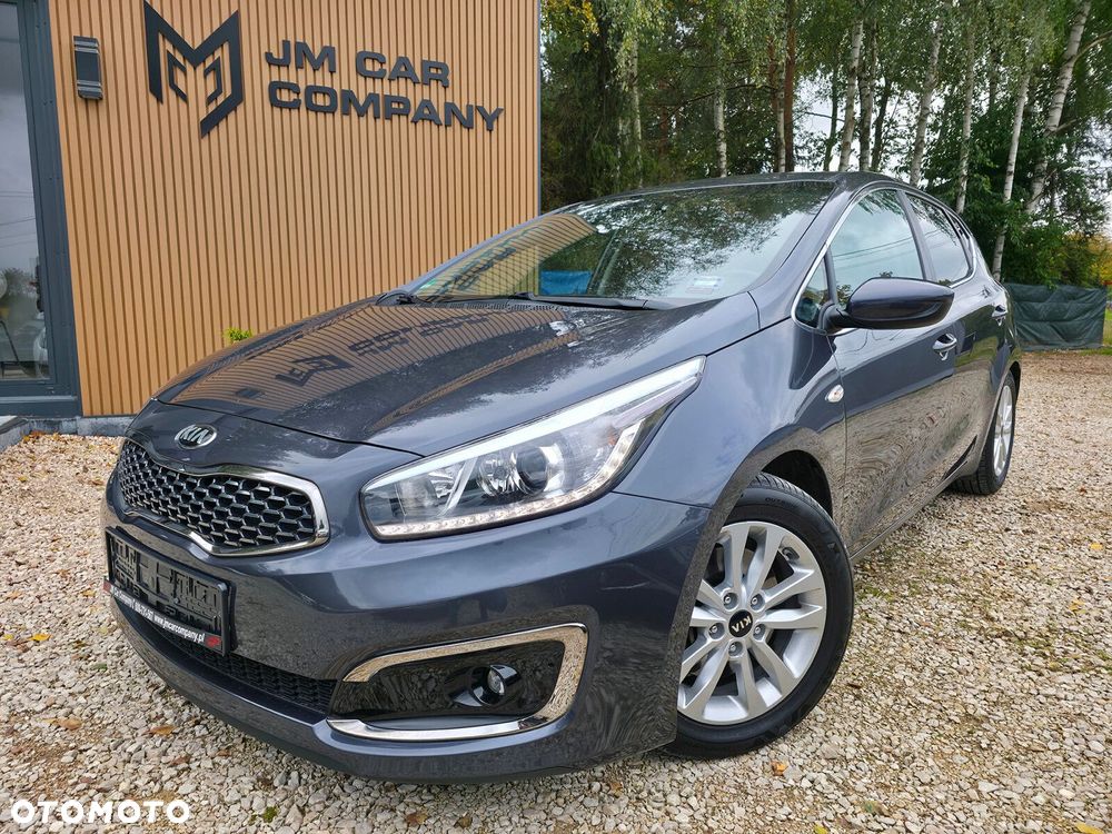 Kia Ceed - 1