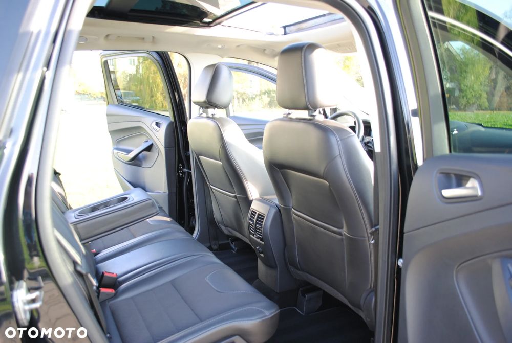 Ford Kuga 2.0 TDCi 4x2 Titanium - 25