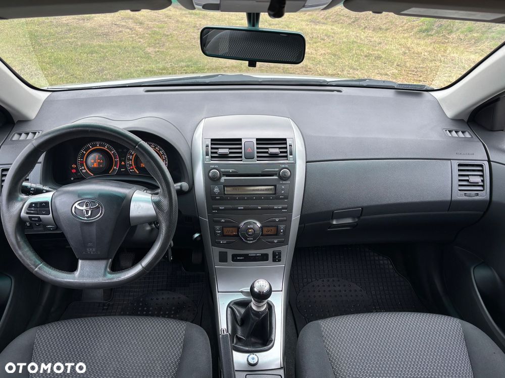 Toyota Corolla 1.6 Prestige - 7