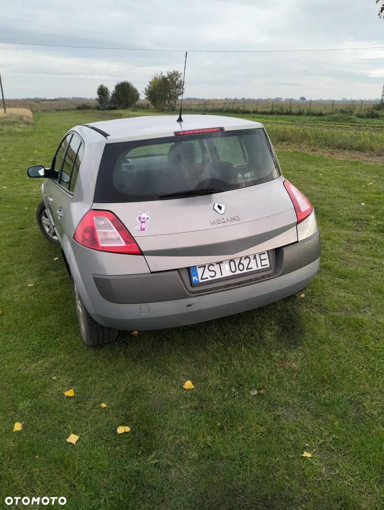 Renault Megane 1.4 Luxe Privilege - 4