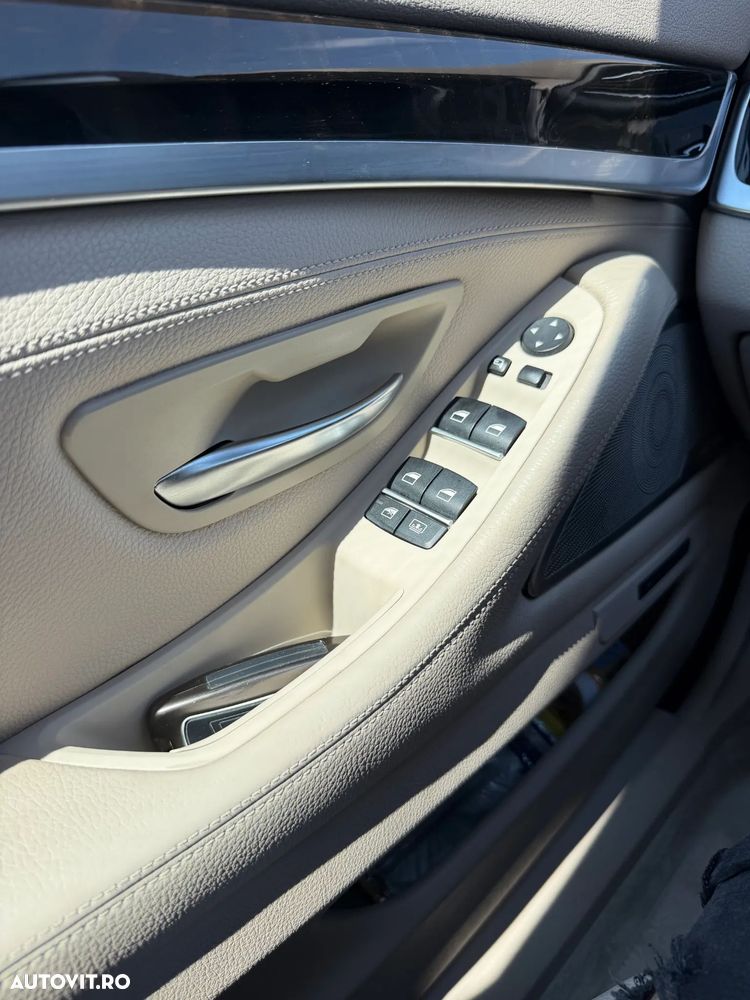 BMW Seria 5 520d Efficient Dynamics Edition - 13