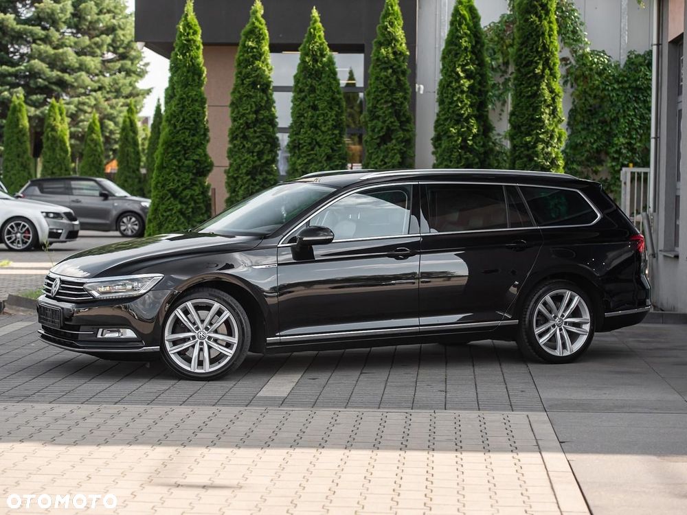 Volkswagen Passat 2.0 TDI SCR 4Motion DDG Highline - 14