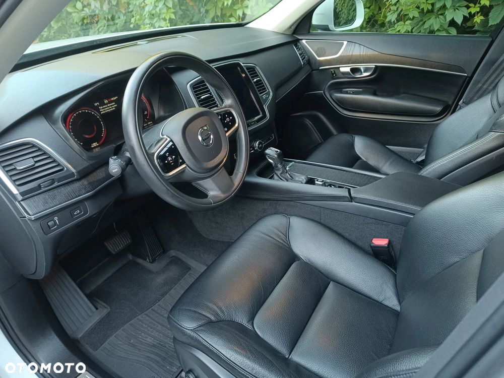 Volvo XC 90 T5 AWD Momentum 7os - 16