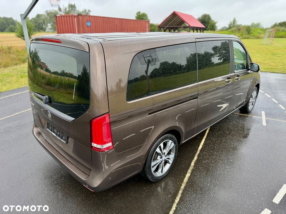 Mercedes-Benz Klasa V 300 d lang 9G-TRONIC Exclusive Edition - 4