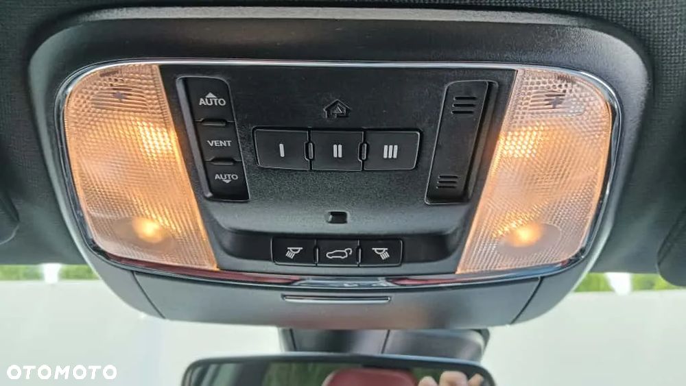 Dodge Durango 6.4 SRT - 26