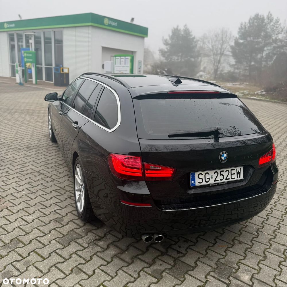 BMW Seria 5 520d xDrive Luxury Line - 10