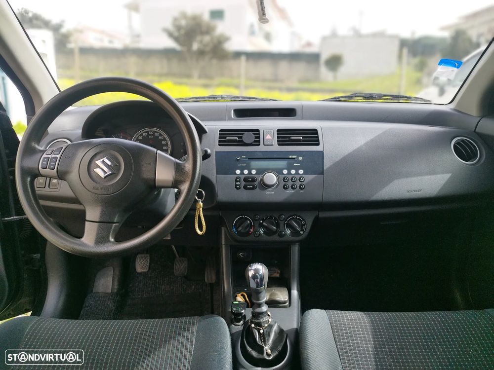 Suzuki Swift 1.3 DDiS GL - 2