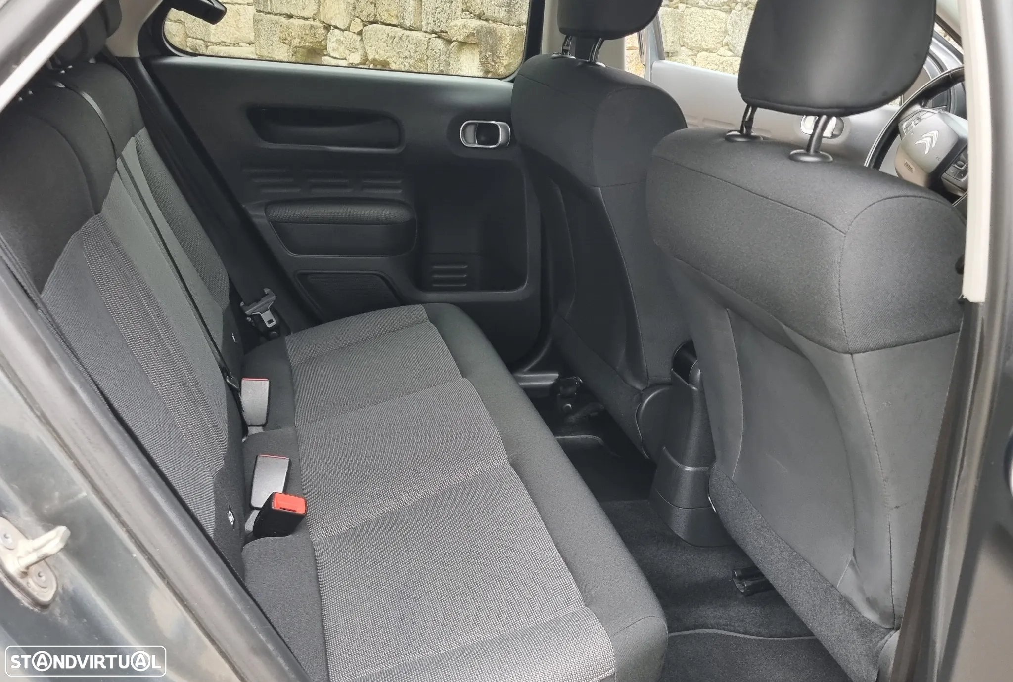 Citroën C4 Cactus 1.2 PureTech Shine - 22