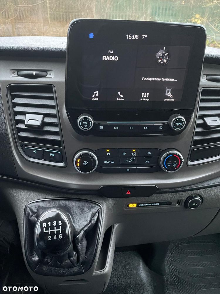 Ford Transit Custom 290 L2H1 Limited - 28