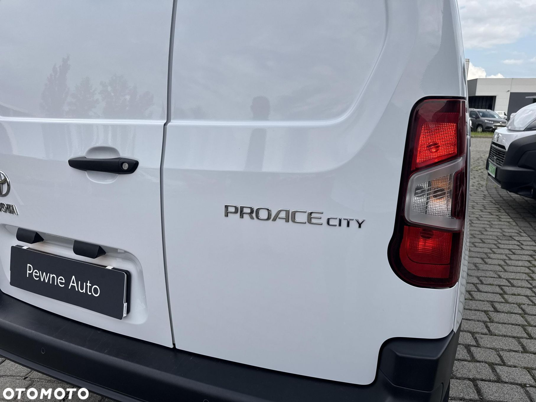 Toyota PROACE CITY - 10