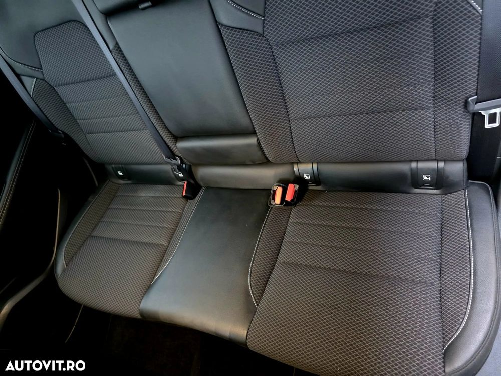 Renault Arkana E-TECH Hybrid 145 E-Tech Engineered - 12