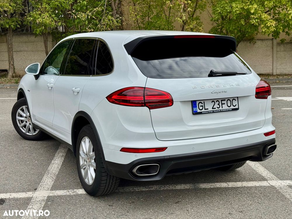 Porsche Cayenne Diesel Platinum Edition - 15
