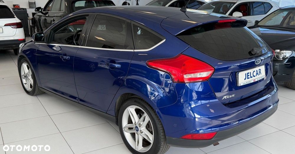 Ford Focus - 6