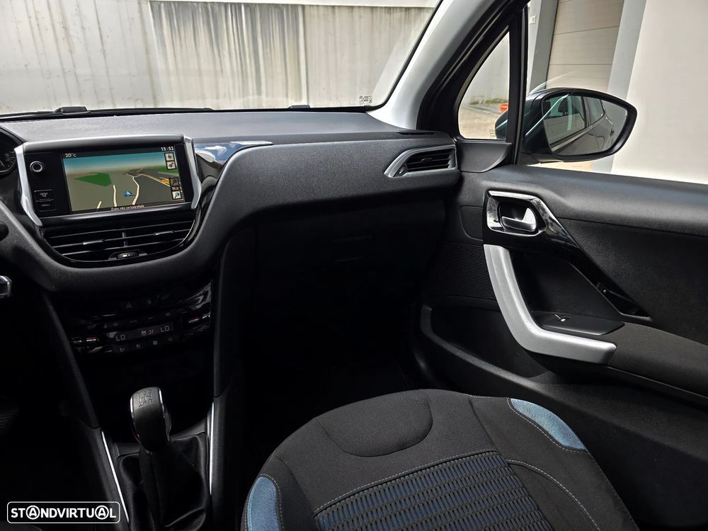 Peugeot 208 1.6 e-HDi Allure - 40