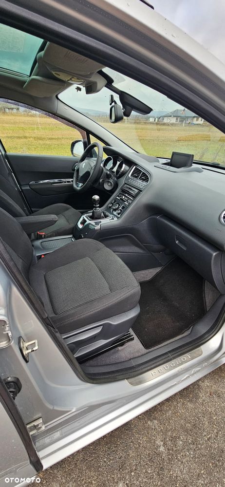 Peugeot 5008 1.6 THP Business Line - 10