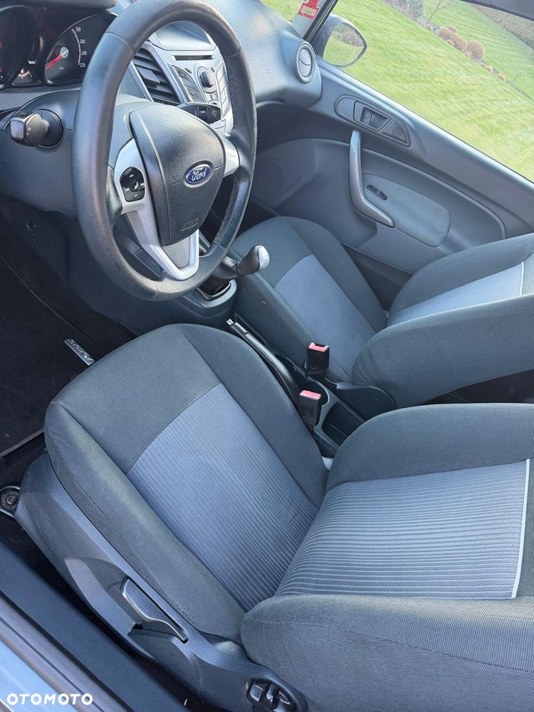 Ford Fiesta 1.4 TDCi Champions Edition - 18