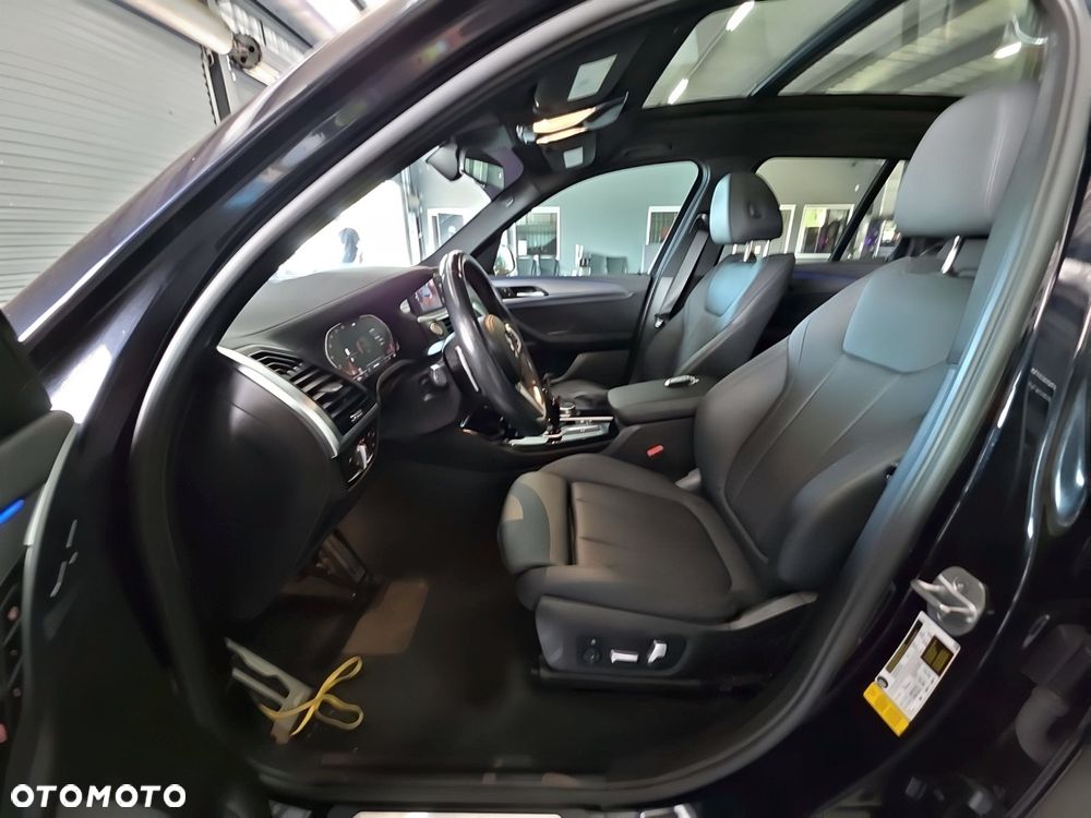 BMW X3 xDrive30i Luxury Line - 6