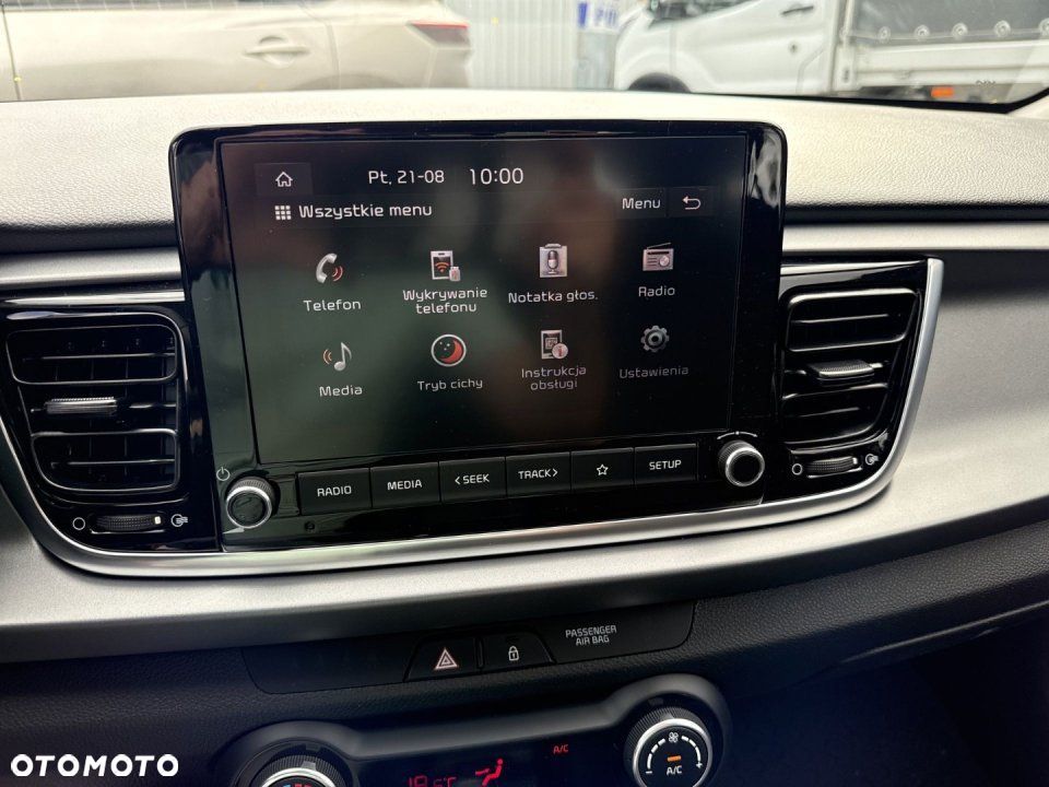 Kia Rio - 11