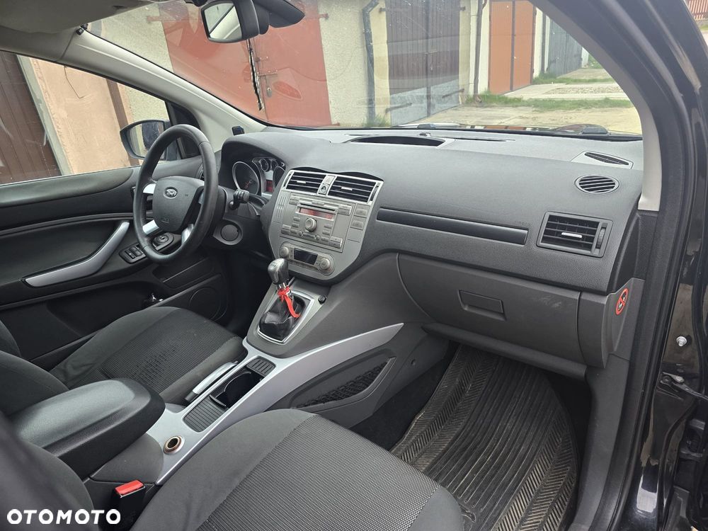Ford Kuga - 7