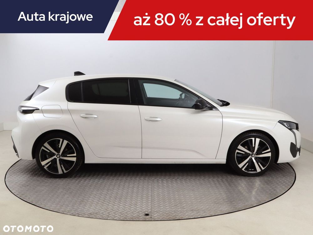 Peugeot 308 - 8