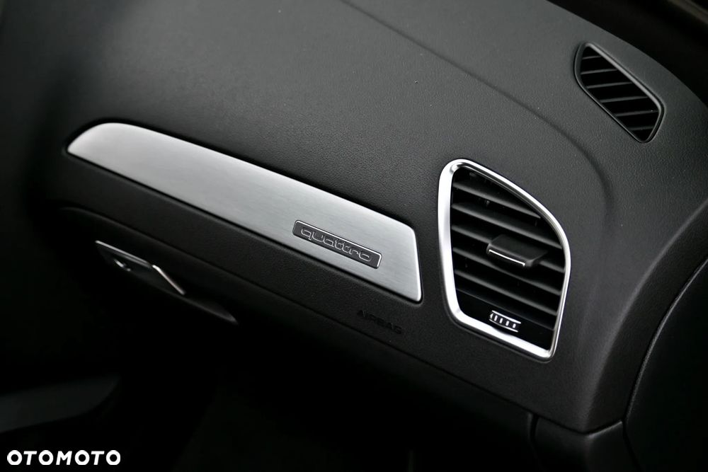 Audi A4 Avant 2.0 TDI DPF clean diesel quattro S line Sportpaket - 33