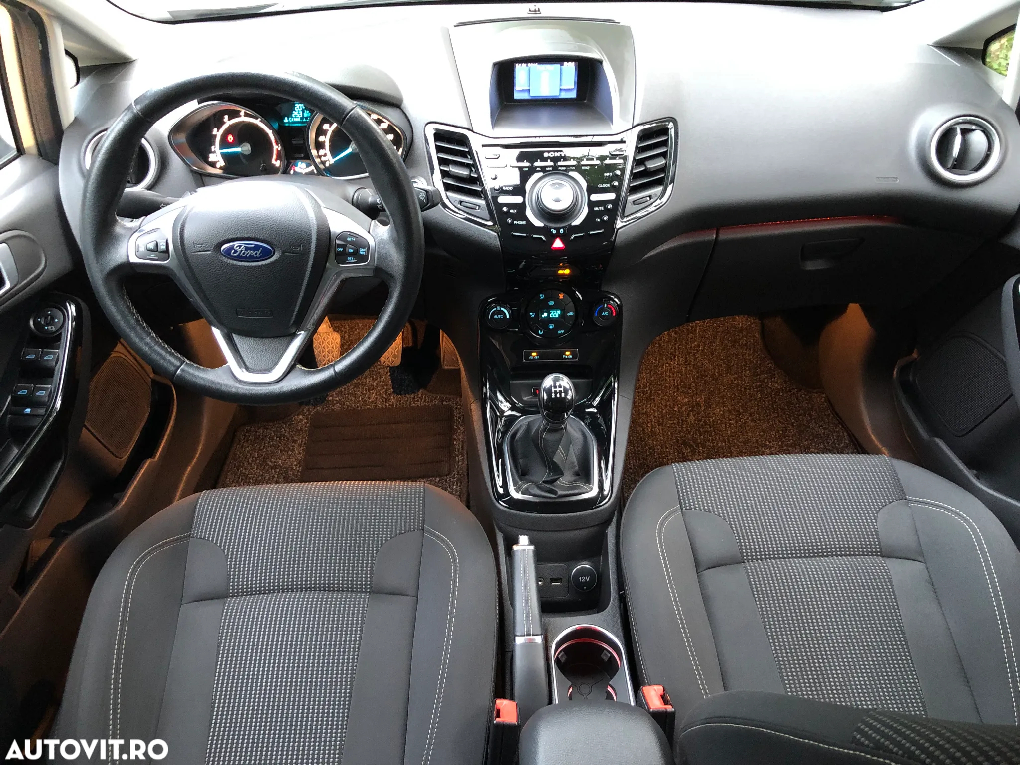 Ford Fiesta 1.0 Start Stop Titanium - 10