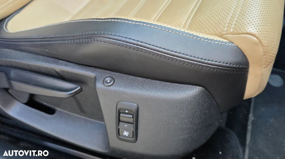 Volkswagen Passat CC 2.0 TDI DSG - 12