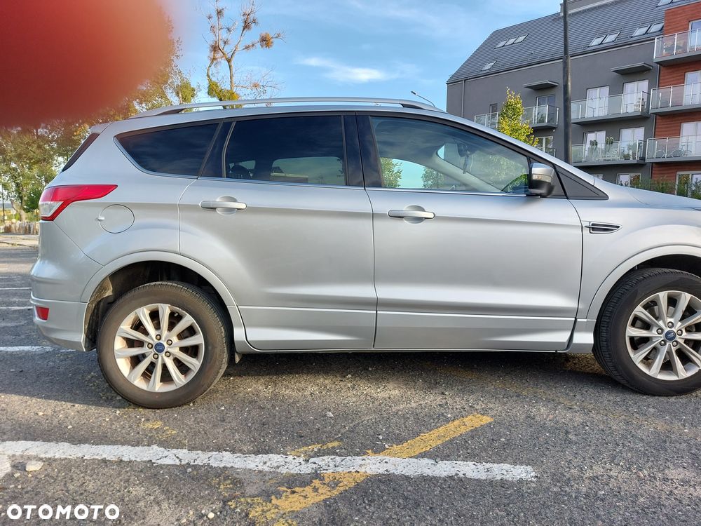 Ford Kuga 2015 photo 2