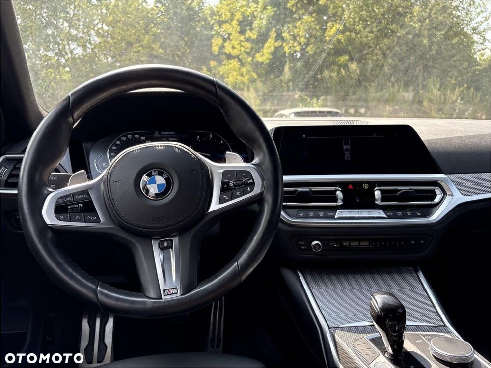 BMW Seria 3 330d M Sport sport - 12