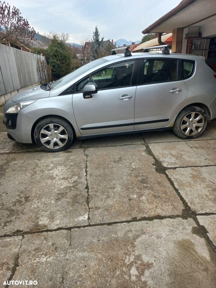 Peugeot 3008 1.6 HDI Confort Pack - 1