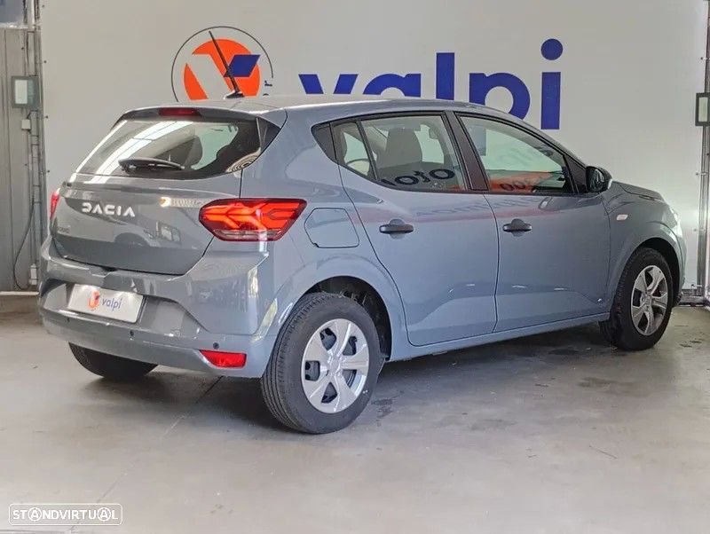Dacia Sandero 1.0 SCe Essential — fotografia 9