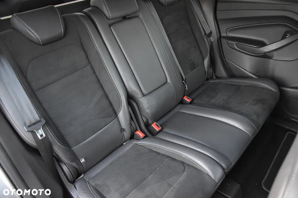 Ford Kuga 1.5 EcoBlue FWD ST-Line X - 33