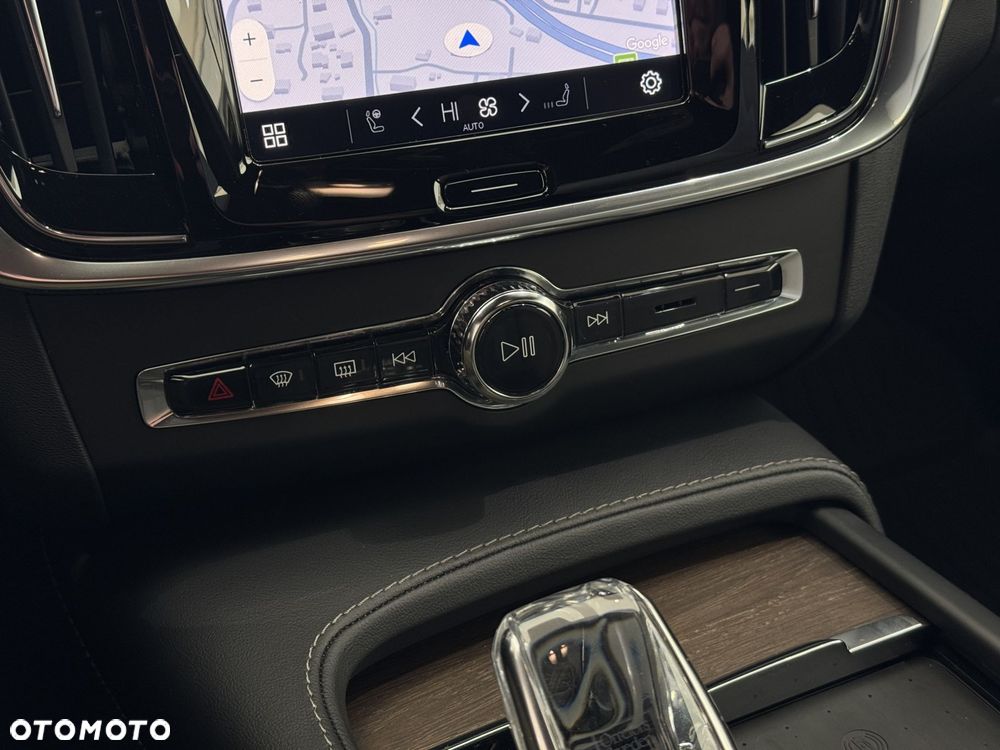 Volvo V90 - 25
