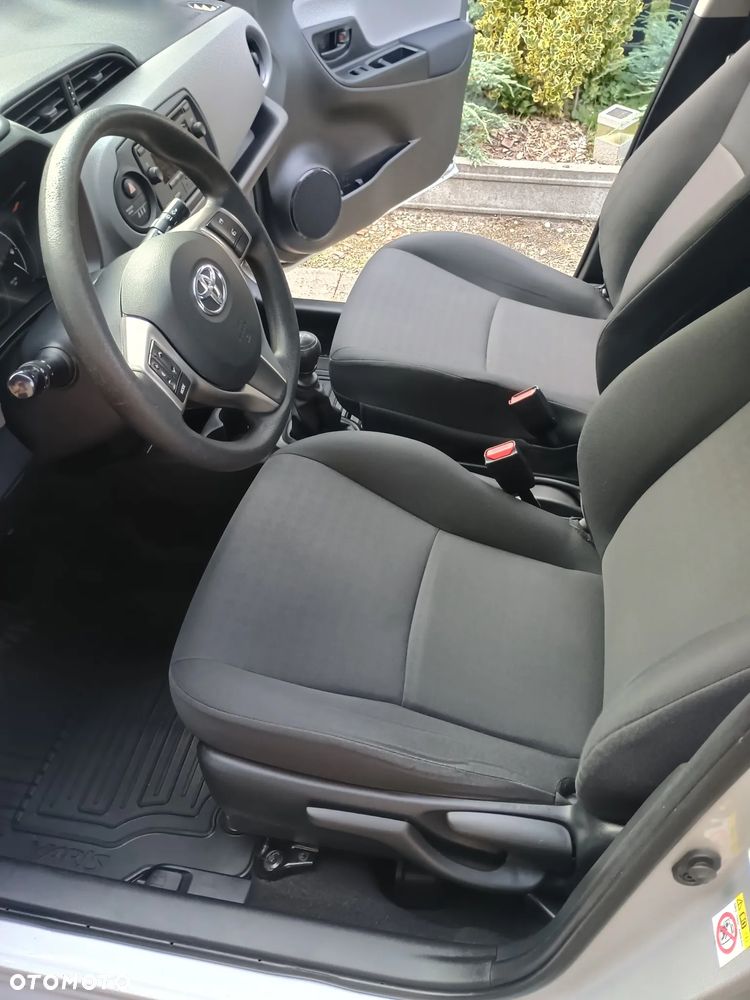 Toyota Yaris 1.5 Life - 17