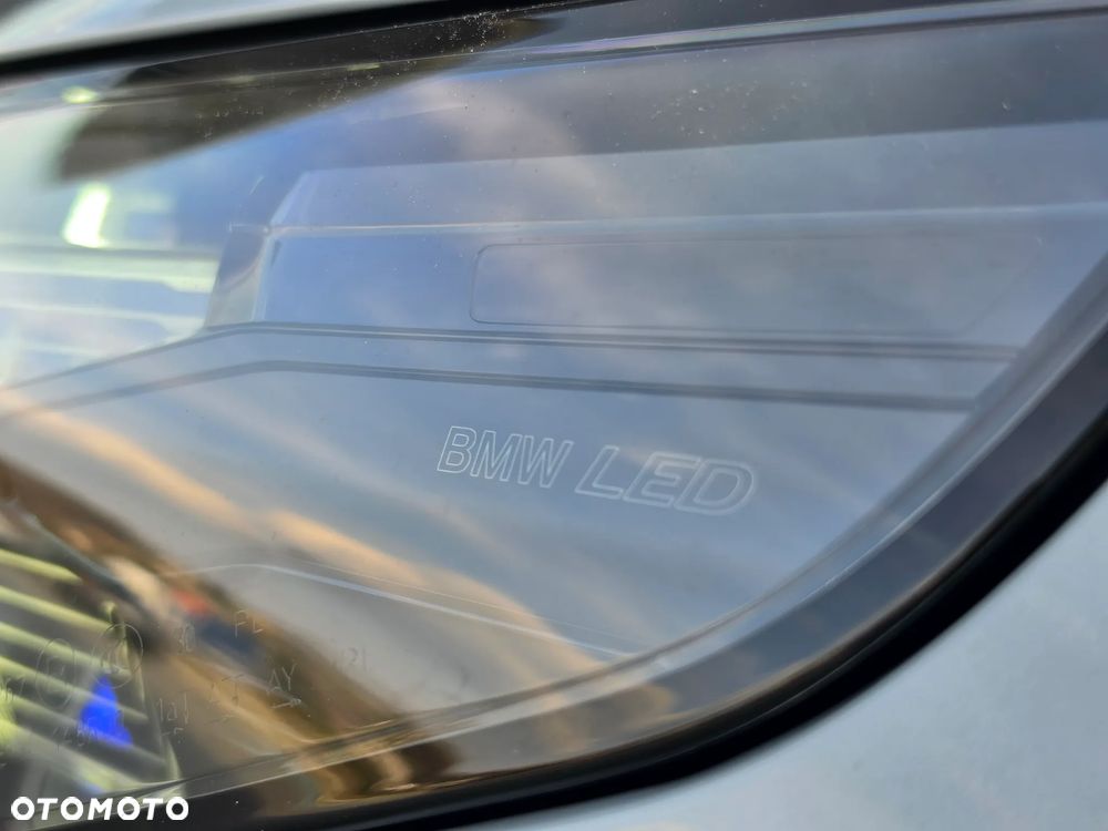 BMW Seria 5 520d mHEV - 16