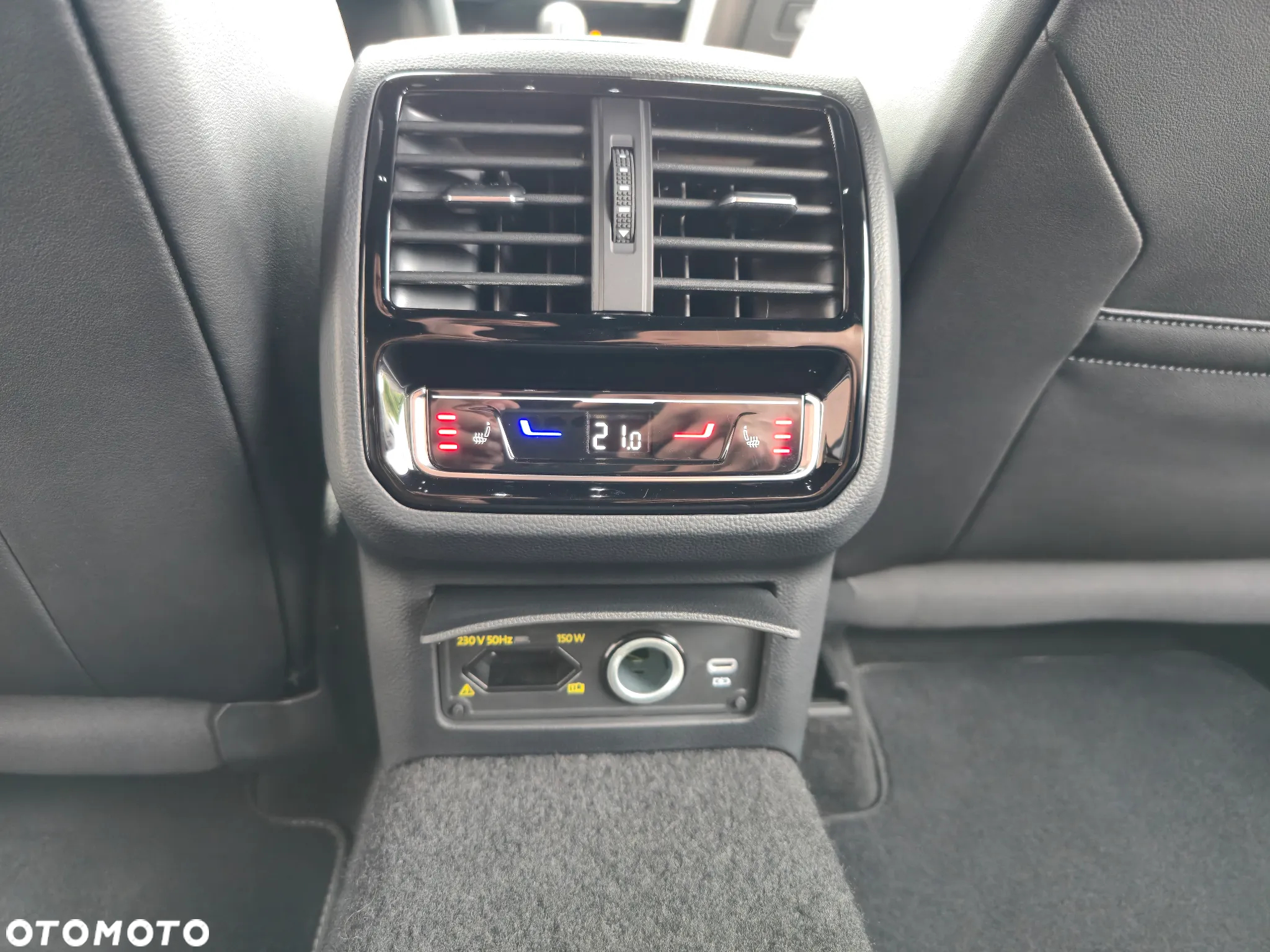 Volkswagen Arteon 2.0 TDI 4Motion R-Line DSG - 27
