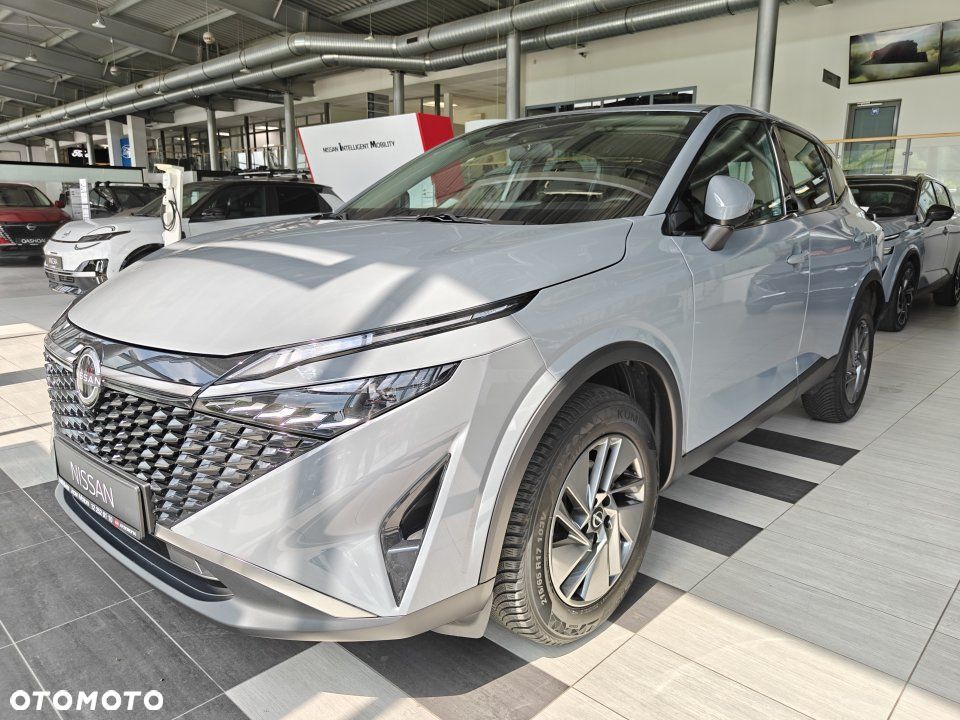 Nissan Qashqai - 1