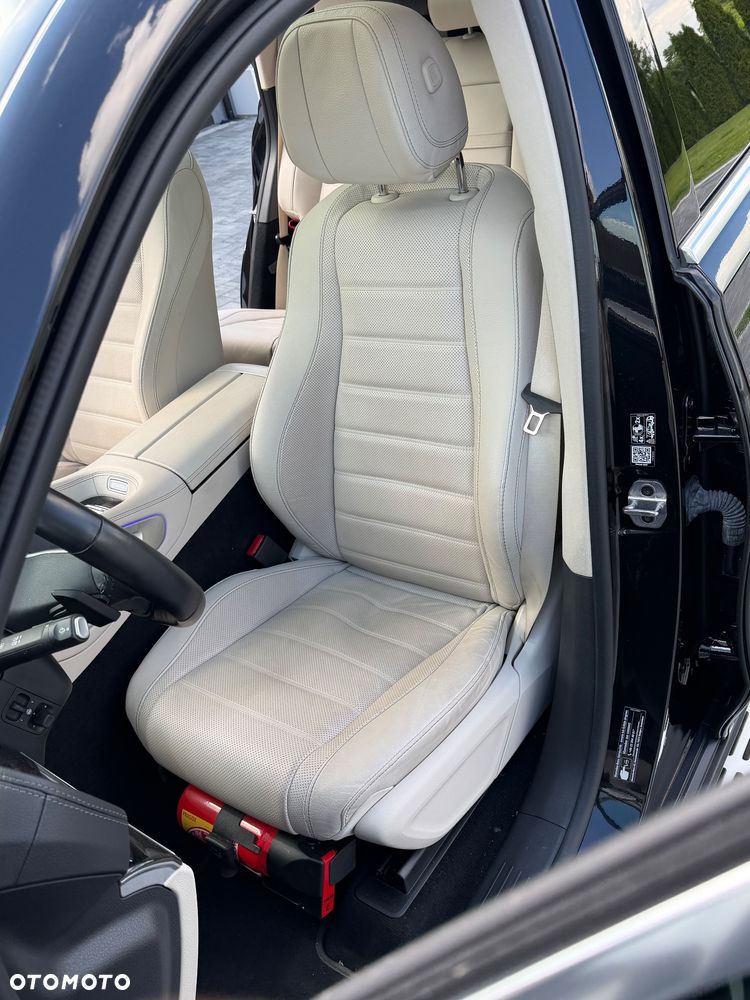 Mercedes-Benz GLS - 14