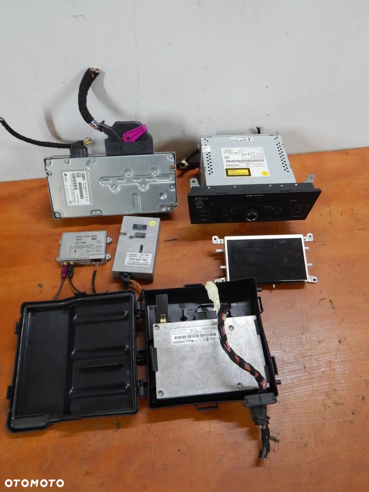 Przełącznik tuner radio wyświetalcz navi AUDI A4 s4 B8 A5 A6 c7 08-15 Łuków części - 18